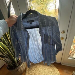 Women’s blouse medium